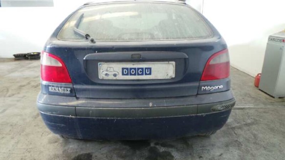 renault megane i fase 2 berlina (ba0) 1999-2002 del año 2000