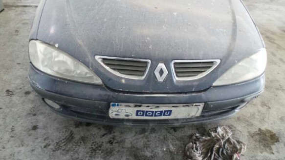 renault megane i fase 2 berlina (ba0) 1999-2002 del año 2000