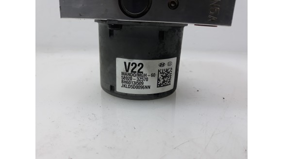 Recambio de abs para hyundai i40 2012- style blue referencia OEM IAM 589203Z570 589203Z570 