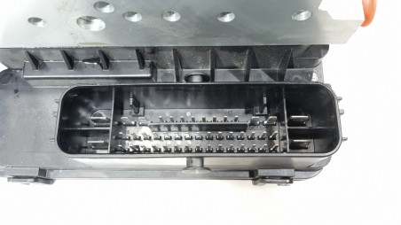 Recambio de abs para kia niro 2016- 1.6gdi hybrid-141 referencia OEM IAM 58500AT050 58500AT050 