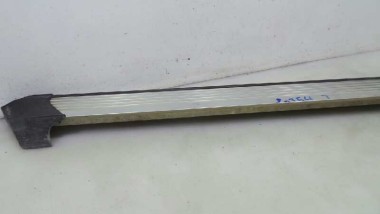 Recambio de faldon lateral para nissan patrol gr (y61) 1997-2016 comfort referencia OEM IAM 96111VB205 96111VB205  2