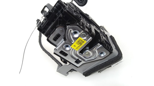 Recambio de cerradura puerta delantera derecha para kia niro 2016- 1.6gdi hybrid-141 referencia OEM IAM 81320AT110 81320AT110 