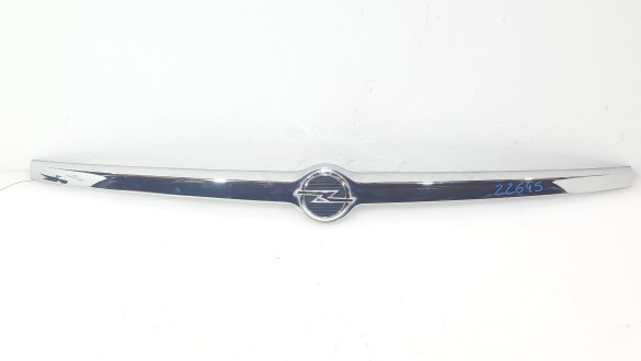 Recambio de emblema para opel ampera 2011-2015 excellence referencia OEM IAM 22877418 22877418 22877418
