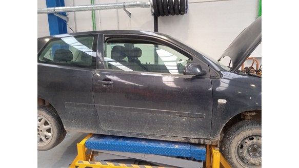 volkswagen polo iv (9n_, 9a_) 2001-2014 del año 2003