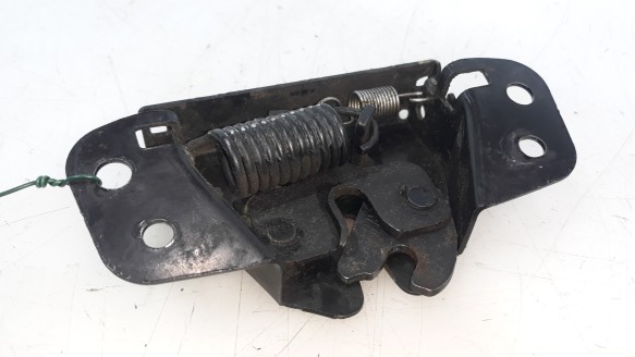 Recambio de cerradura capo para hyundai ix35 (lm, el, elh) 2009- 1.7 crdi referencia OEM IAM 811302S000 811302S000 