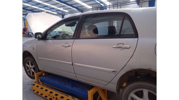 toyota corolla (_e12_) 2001-2007 del año 2002