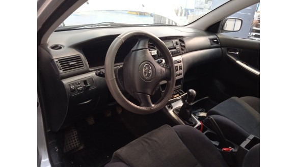 toyota corolla (_e12_) 2001-2007 del año 2002