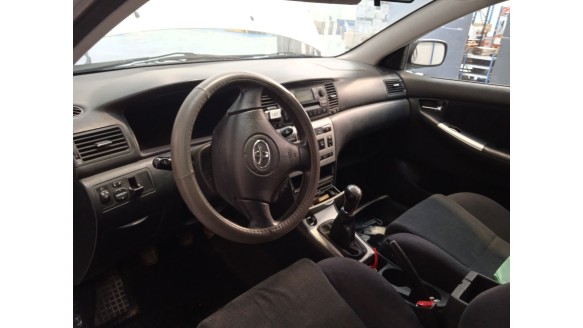 toyota corolla (_e12_) 2001-2007 del año 2002