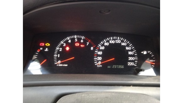 toyota corolla (_e12_) 2001-2007 del año 2002