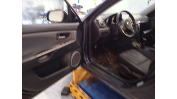 mazda 3 sedán (bk) 1999-2009 del año 2007