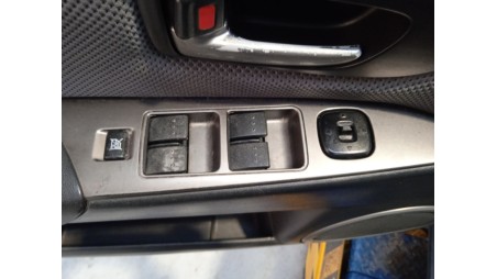 mazda 3 sedán (bk) 1999-2009 del año 2007