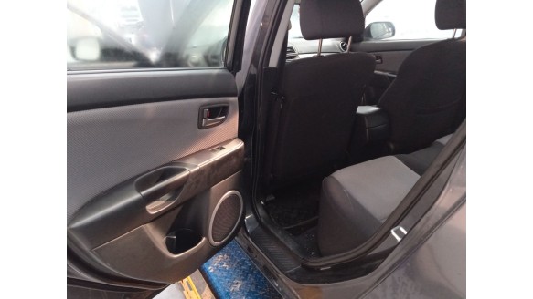 mazda 3 sedán (bk) 1999-2009 del año 2007