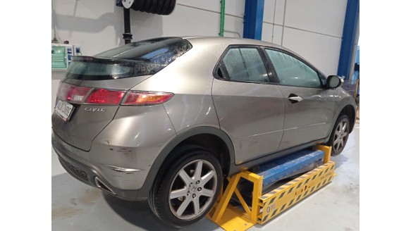 honda civic viii hatchback (fn, fk) 2005- del año 2008