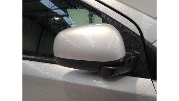 nissan note (e11, ne11) 2005-2013 del año 2011