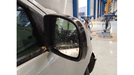 nissan note (e11, ne11) 2005-2013 del año 2011