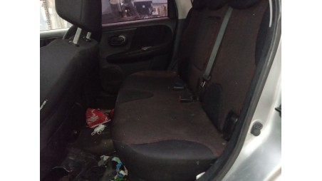 nissan note (e11, ne11) 2005-2013 del año 2011