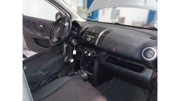 nissan note (e11, ne11) 2005-2013 del año 2011