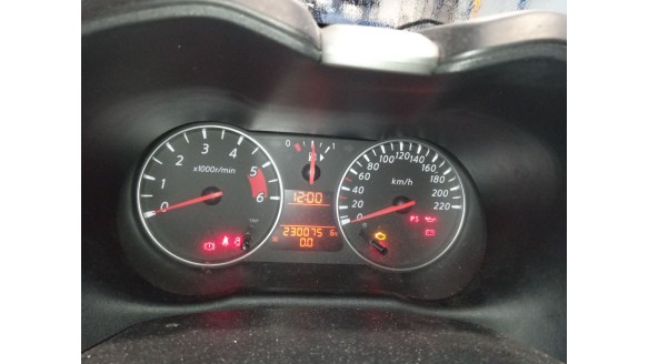 nissan note (e11, ne11) 2005-2013 del año 2011