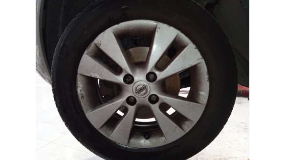 nissan note (e11, ne11) 2005-2013 del año 2011