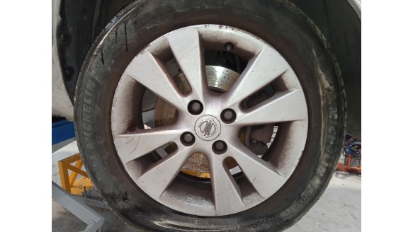 nissan note (e11, ne11) 2005-2013 del año 2011