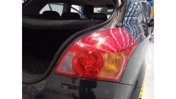 kia cee´d hatchback (ed) 2006-2012 del año 2010