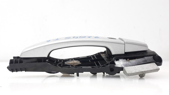 Recambio de maneta exterior trasera derecha para opel ampera 2011-2015 excellence referencia OEM IAM 13577719 13577719 13577719