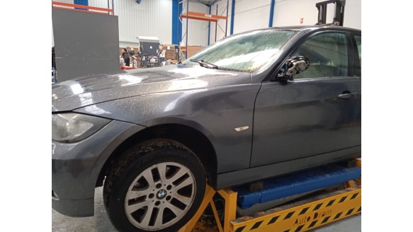 bmw 3 (e90) 2004-2012 del año 2006