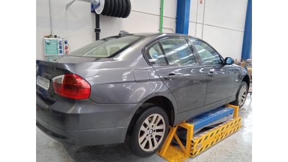 bmw 3 (e90) 2004-2012 del año 2006