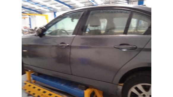 bmw 3 (e90) 2004-2012 del año 2006