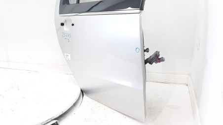 Recambio de puerta trasera derecha para opel ampera 2011-2015 excellence referencia OEM IAM 22769182 42598838 42598838