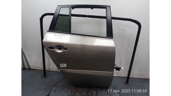 Recambio de puerta trasera derecha para renault koleos 2008-2015 privilege referencia OEM IAM 821000027R 821000027R 