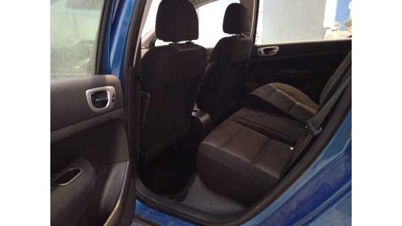 peugeot 307 (3a/c) 2000-2012 del año 2006