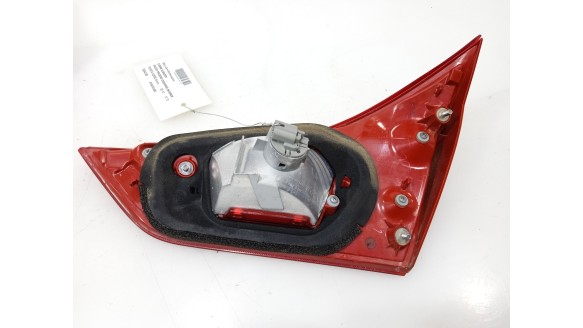Recambio de piloto trasero izquierdo interior para toyota auris 2012-2019 active referencia OEM IAM 8159102450 8159102450 