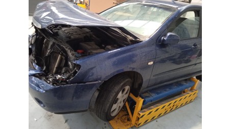 kia cerato i sedán (ld) 2004-2011 del año 2005