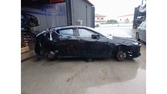 mazda 3 hatchback (bp) 2018- del año 2024