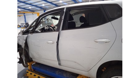kia venga (yn) 2010- del año 2010