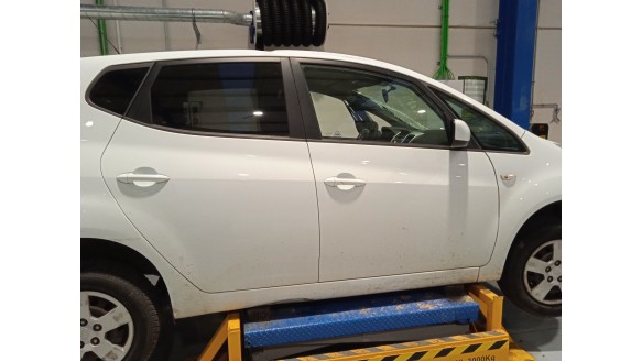 kia venga (yn) 2010- del año 2010