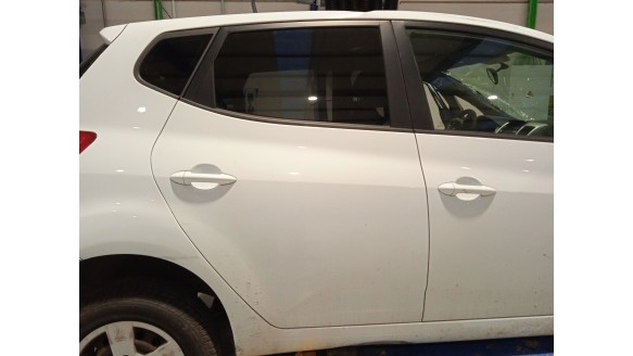 kia venga (yn) 2010- del año 2010