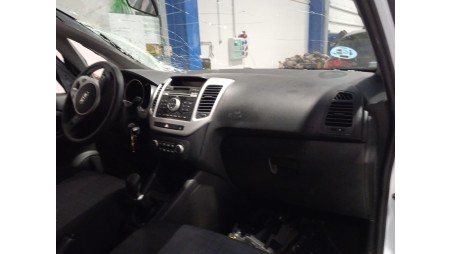 kia venga (yn) 2010- del año 2010