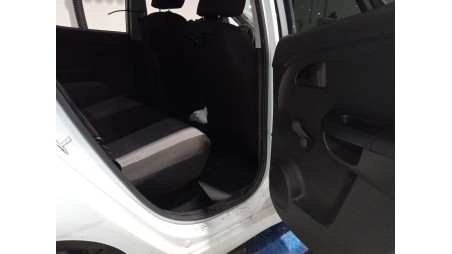 kia venga (yn) 2010- del año 2010