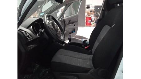 kia venga (yn) 2010- del año 2010