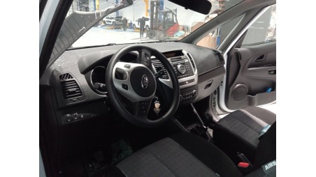 kia venga (yn) 2010- del año 2010