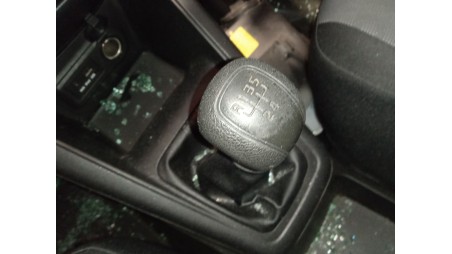 kia venga (yn) 2010- del año 2010