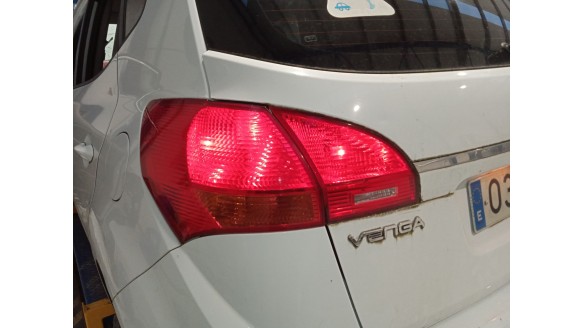 kia venga (yn) 2010- del año 2010