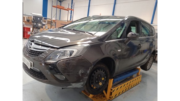 opel zafira tourer c (p12) 2011- del año 2013