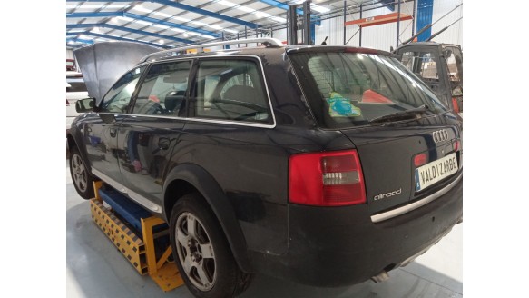 audi allroad c5 (4bh) 2000-2005 del año 2000