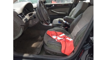 audi allroad c5 (4bh) 2000-2005 del año 2000