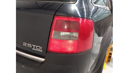 audi allroad c5 (4bh) 2000-2005 del año 2000