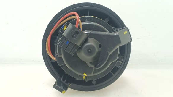 Recambio de ventilador calefaccion para dacia logan ii 2012- 1.5 dci referencia OEM IAM 272107294R N109038B 