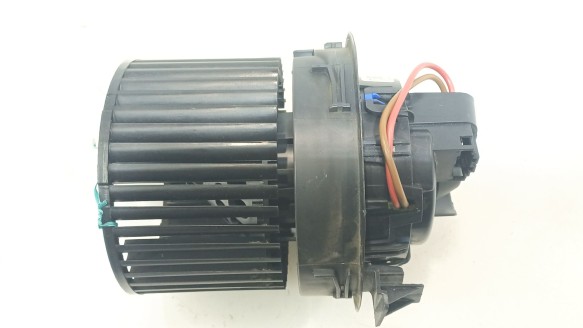 Recambio de ventilador calefaccion para dacia logan ii 2012- 1.5 dci referencia OEM IAM 272107294R N109038B 